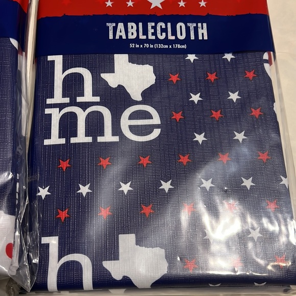 New Set of 2 “Home Sweet Texas” & “Home” Stars Flannel Backing Tablecloth - Picture 6 of 8